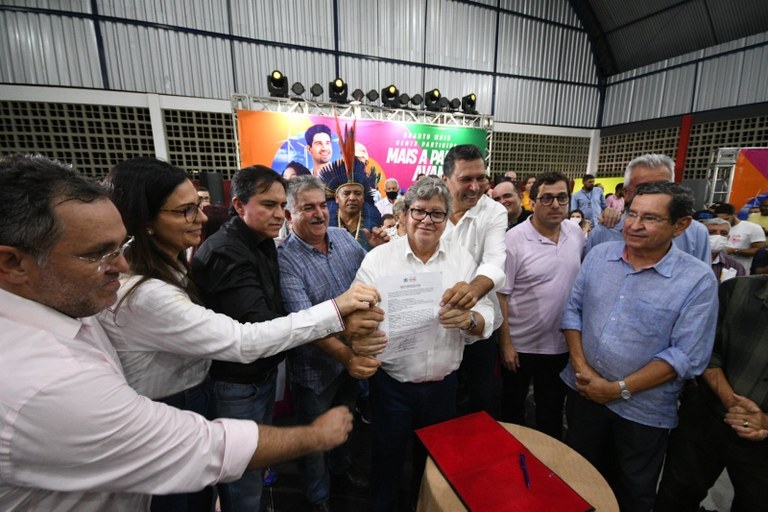 João Azevêdo participa do ODE em Mamanguape e entrega benefícios que somam R$ 35 milhões